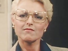 Milfy bunu tatlı ile sütlü Öğle Yemeği