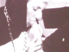 Uçuş rahip s sik kafalı çevresinde Rahibe s dilinin