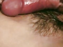 Holmes onun kıçından alır